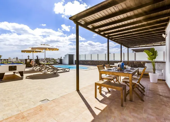 22 Вилла Тиас